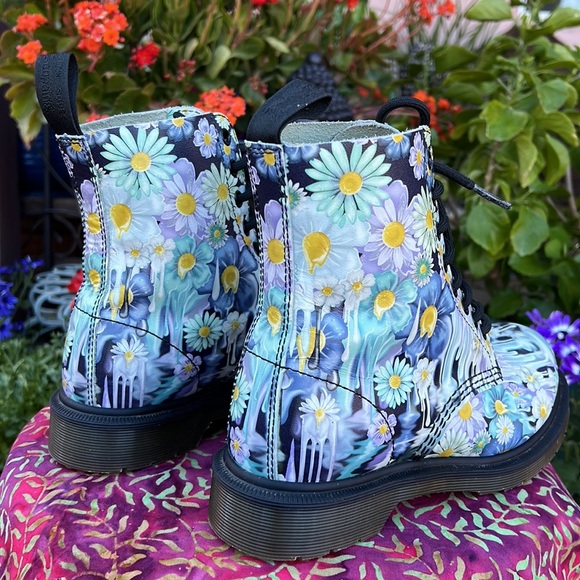 Dr. Martens Pascal Blue Slime Paint Drip Floral Boots - Picture 6 of 17